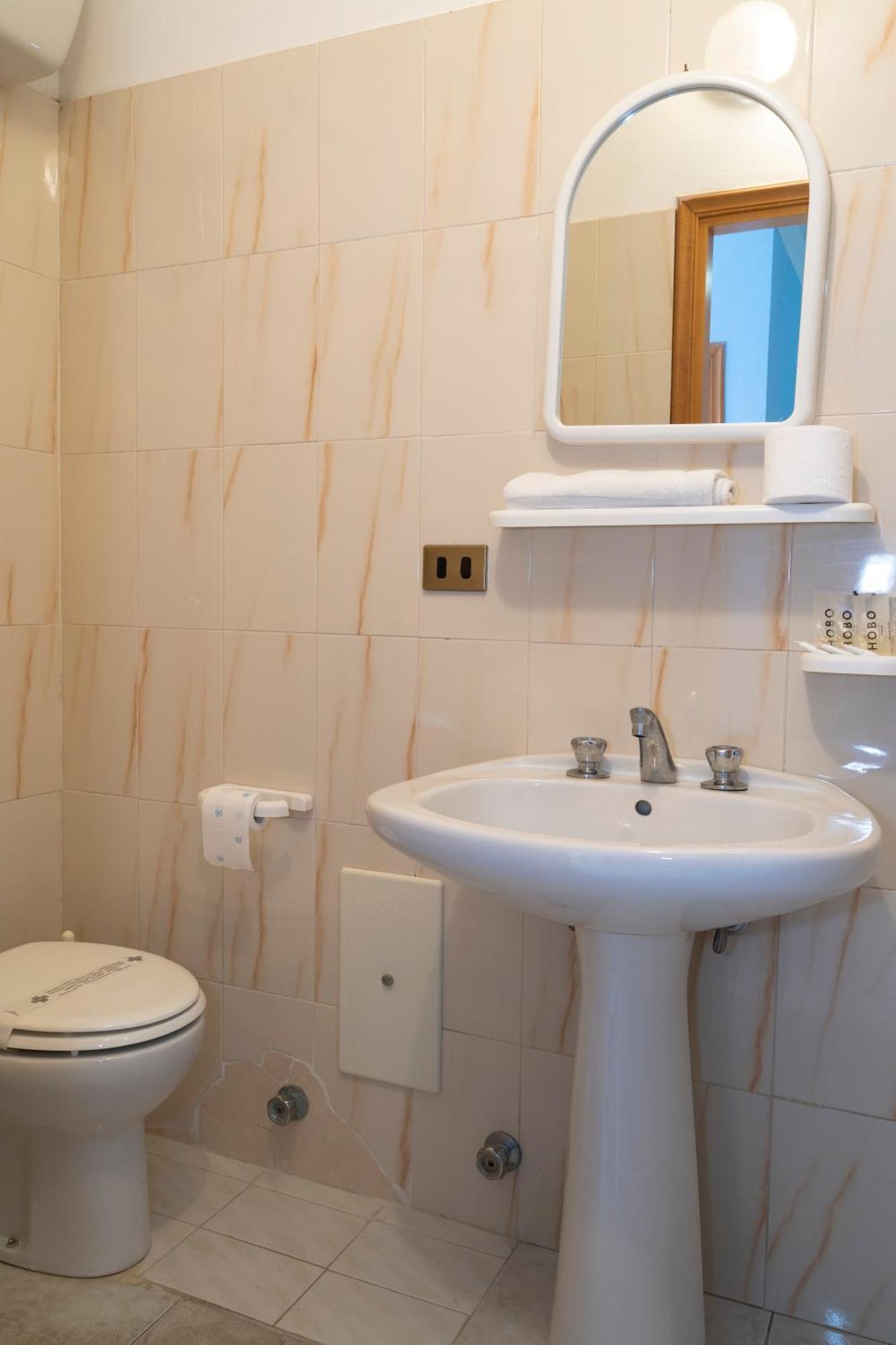 Jolly Residence มารีนาดีกาเมโรตา ภายนอก รูปภาพ